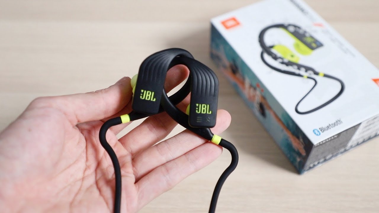 JBL Endurance Dive - The Best Earphones for Swimming?