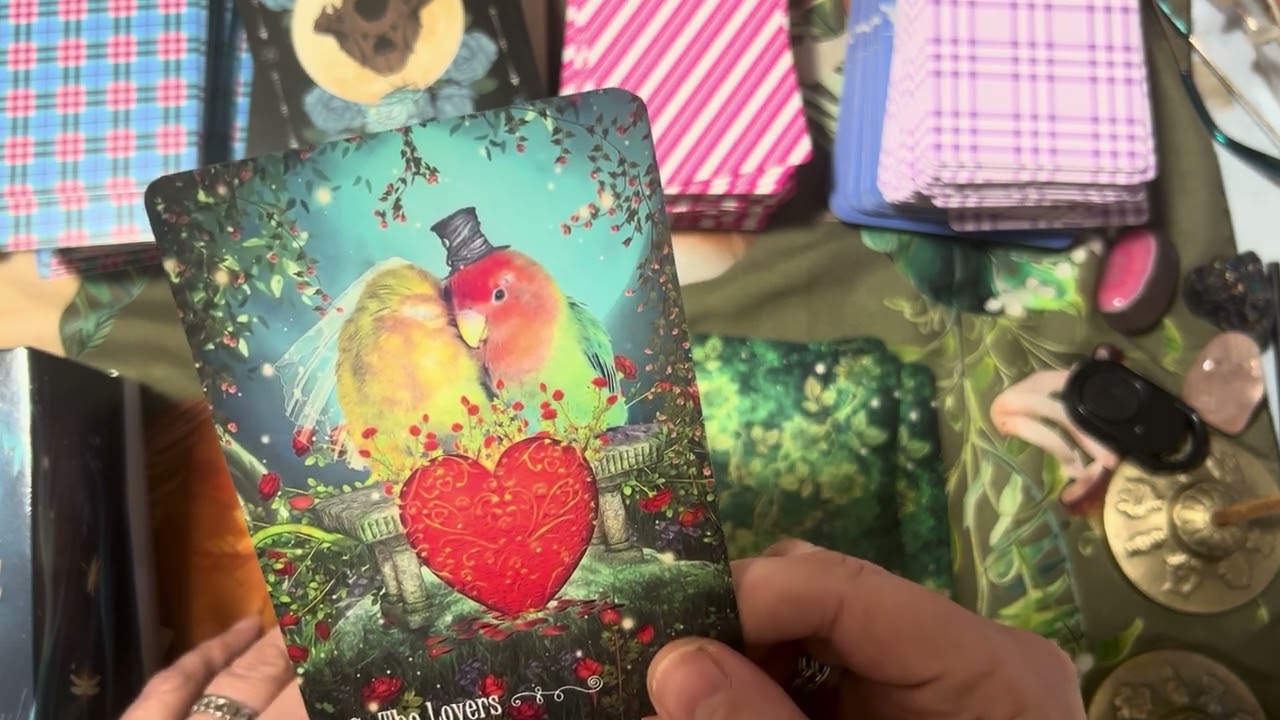 Unboxing & Walkthrough of The Westwood Tarot #thewestwoodtarot #redfeather