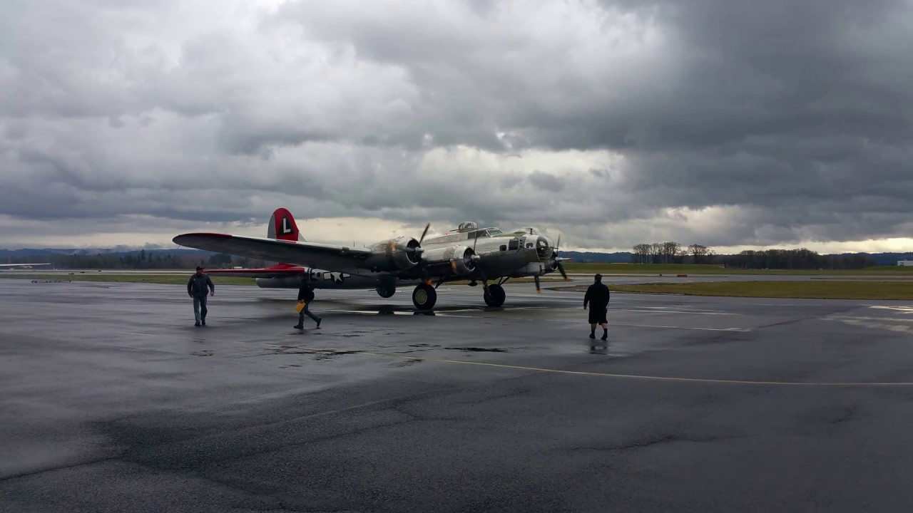 B-17G (N-3701G) 