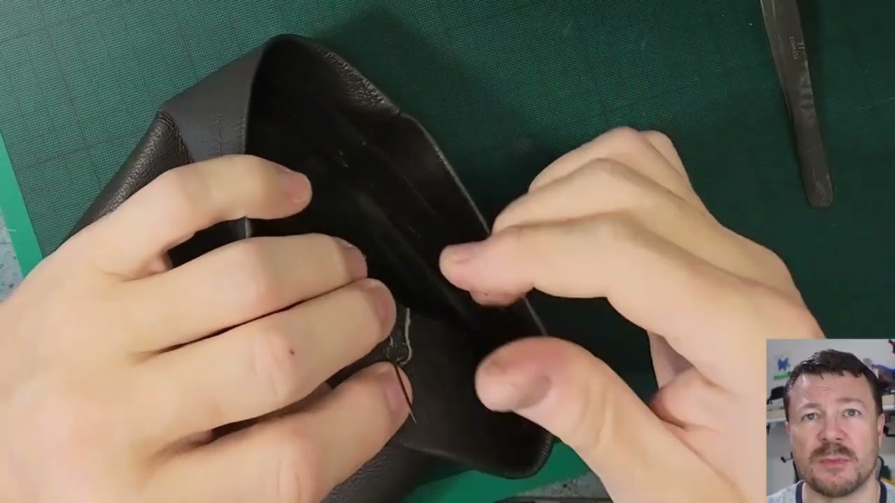 Jak vyrobit kožený váček ze zbytků /How to make a leather pouch from scraps.