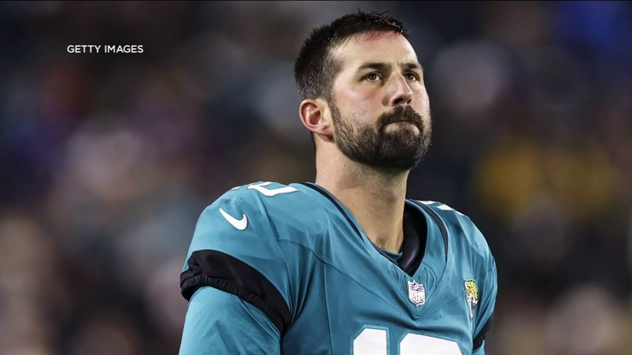 Ex-Jags kicker being sued by 2 flight attendants