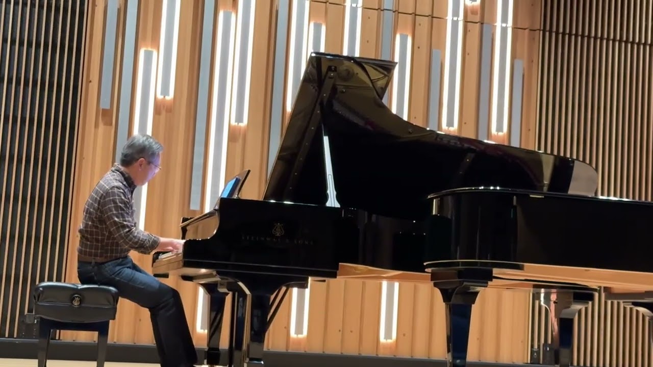 Debussy Clair de Lune- ￼Thanh Cung