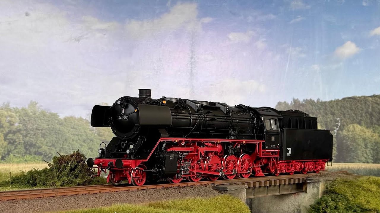 Baureihe 44 275 von ISteam in Szene gesetzt. Ma&szlig;stab 1zu32 - Spur 1