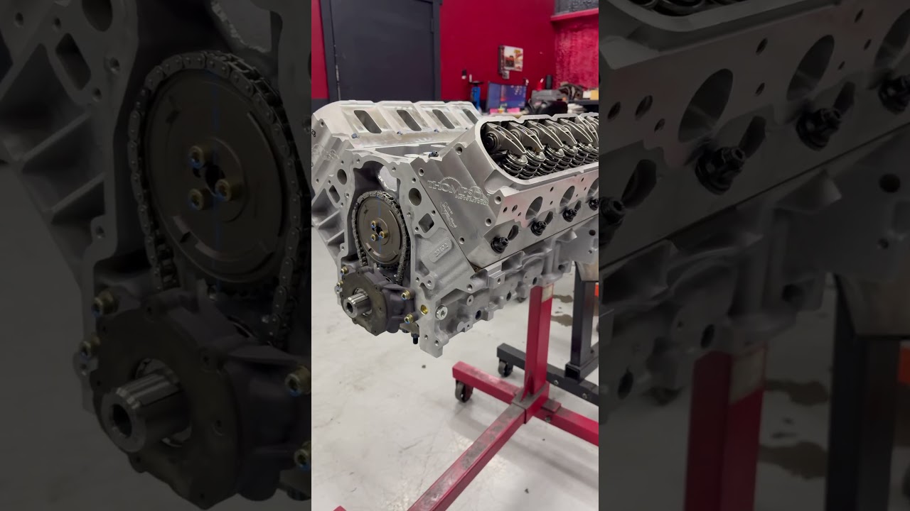 LS3 416ci Long Block built with all forged internals 📲972-853-2450 #thompsonmotorsports