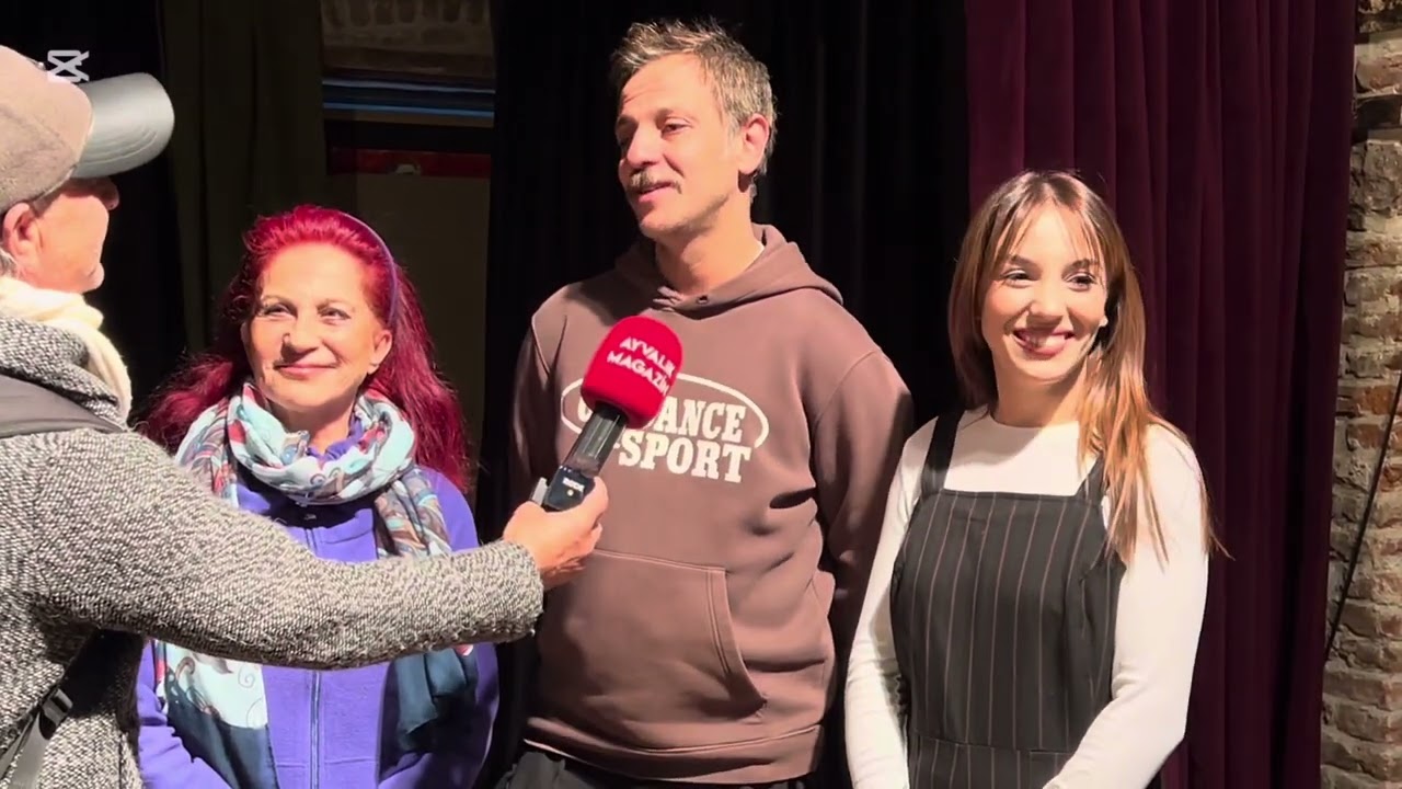 Dişisi kapalı tiyatro salonu erkan kolçak Kösten dil ve Betül hanım Cansu hanım özel röportajımız