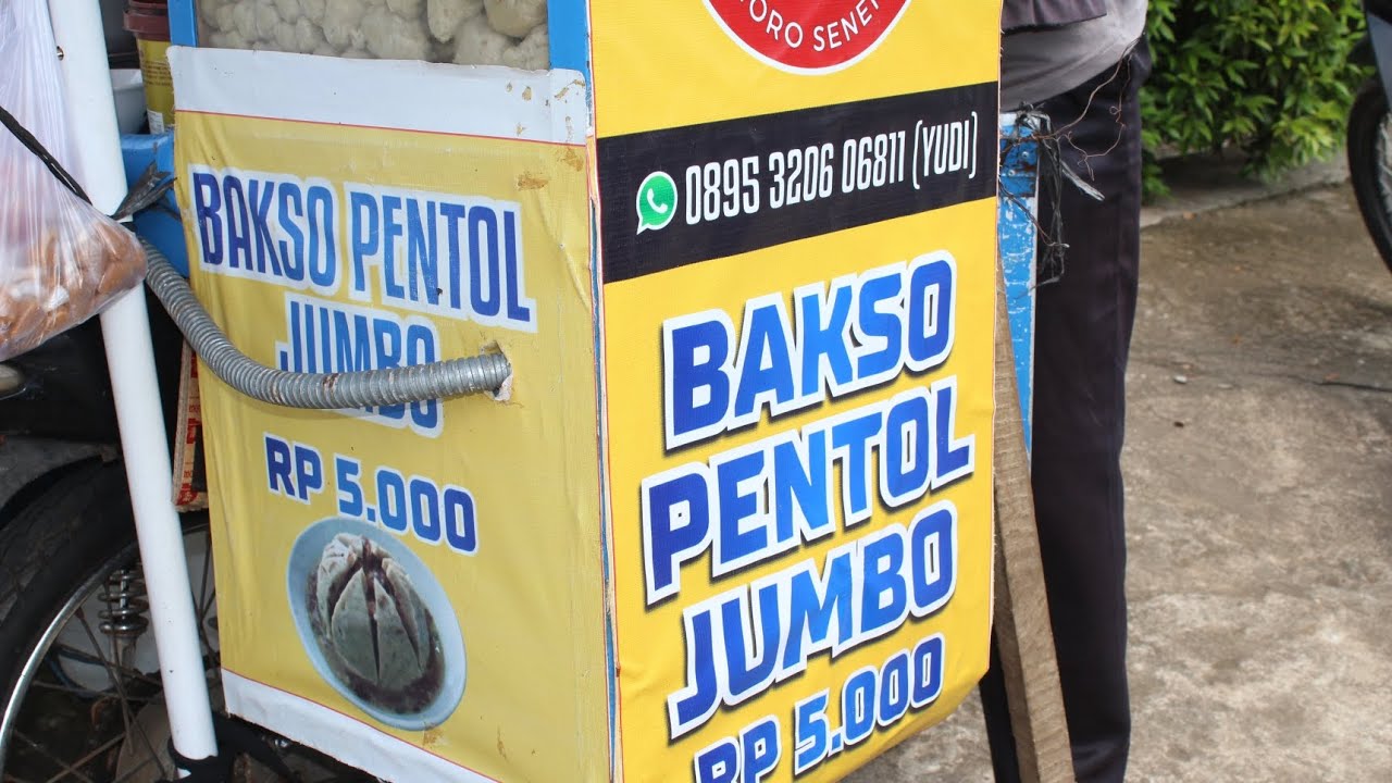 CERITA SEORANG PENJUAL BAKSO PENTOL JUMBO MORO SENENG - TUGAS UPRAK BAHASA INDONESIA 