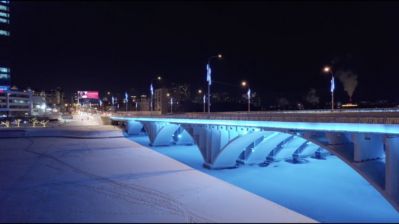 Новогоднее оформление Макаровского моста