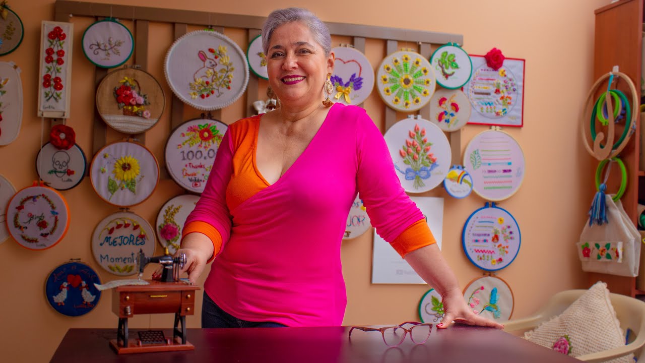 Blusa cruzada, linda y fácil de hacer: con patrones gratis corte y confección/Idea de negocio