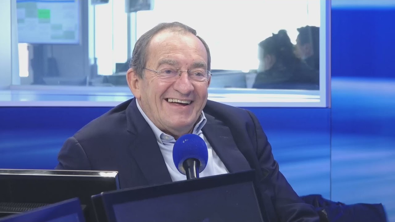 Julian Bugier accus&eacute; de plagiat : Jean-Pierre Pernaut trouve &ccedil;a 