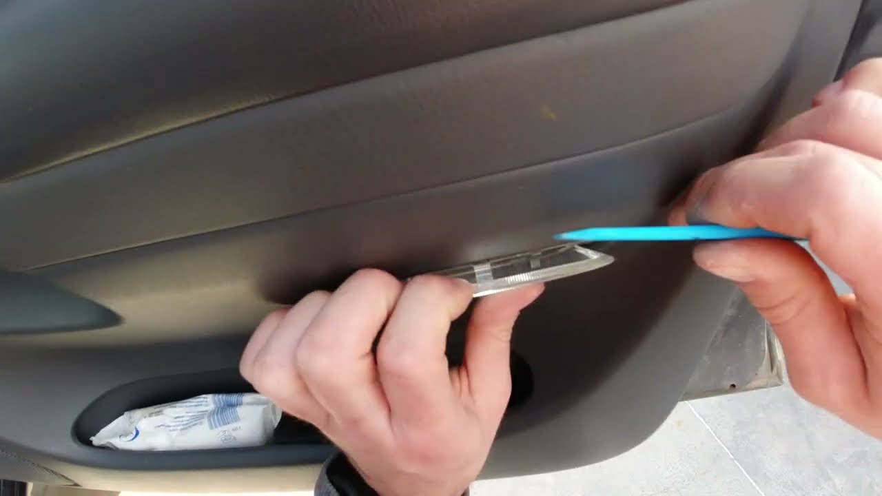 DIY - How to update interior lights to LED lights in Toyota Land Cruiser Prado 120