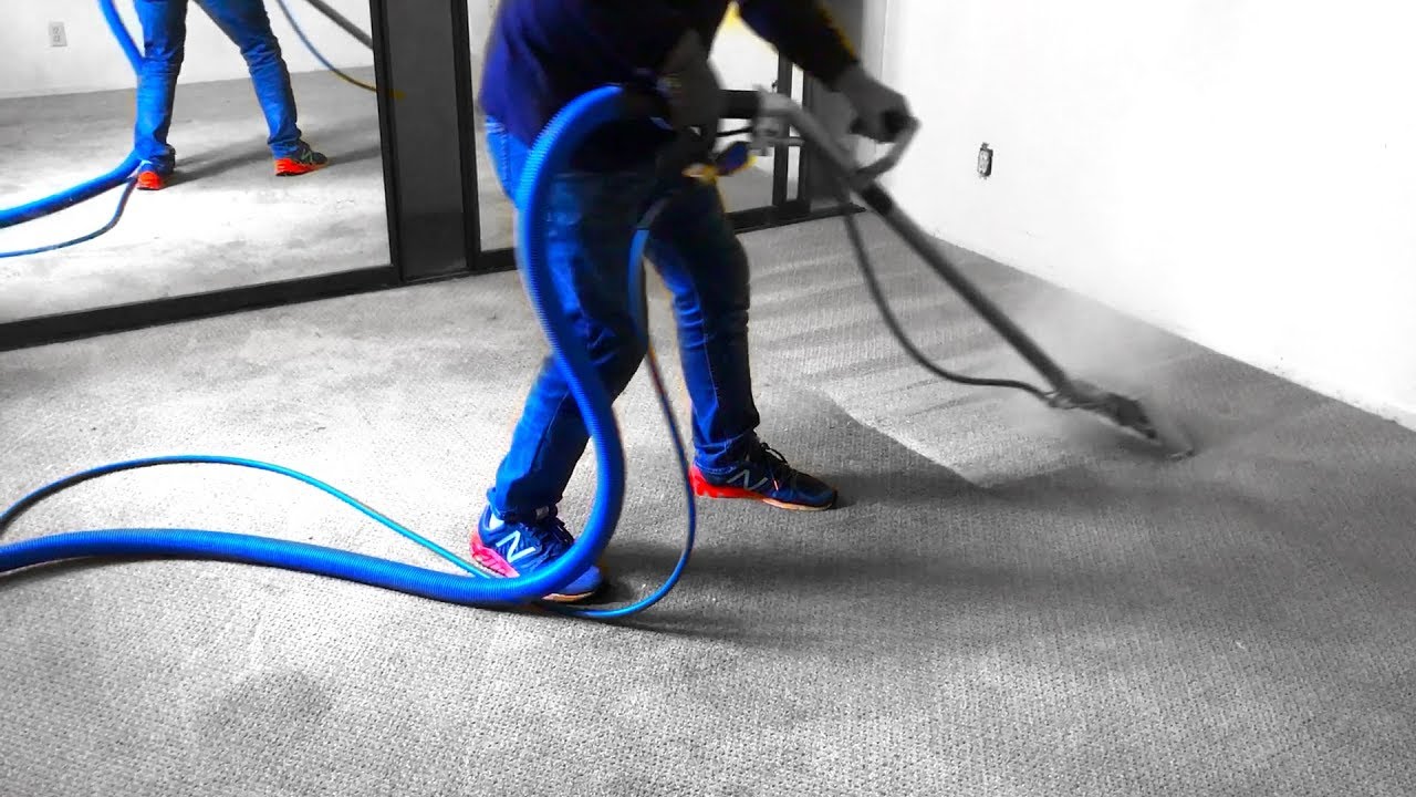 CARPET CLEANING: BEFORE & AFTER CLEANING IN CATHEDRAL CITY CA