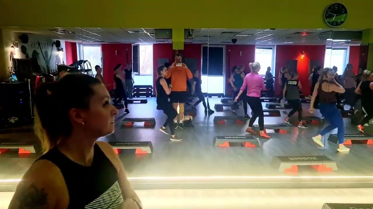 Step choreografia / TEXAS HOLD'EM - Beyonce ( Bonne Remix )