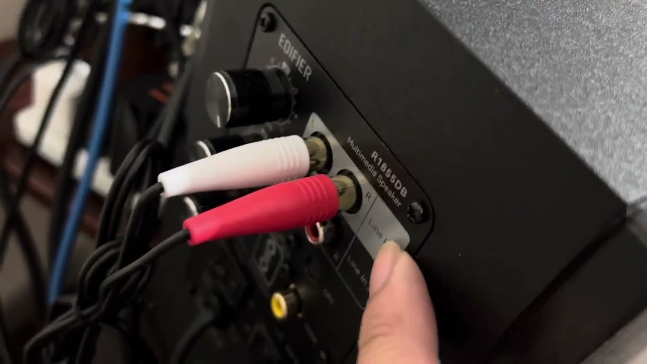 How to connect Speakers into Edifier T5s