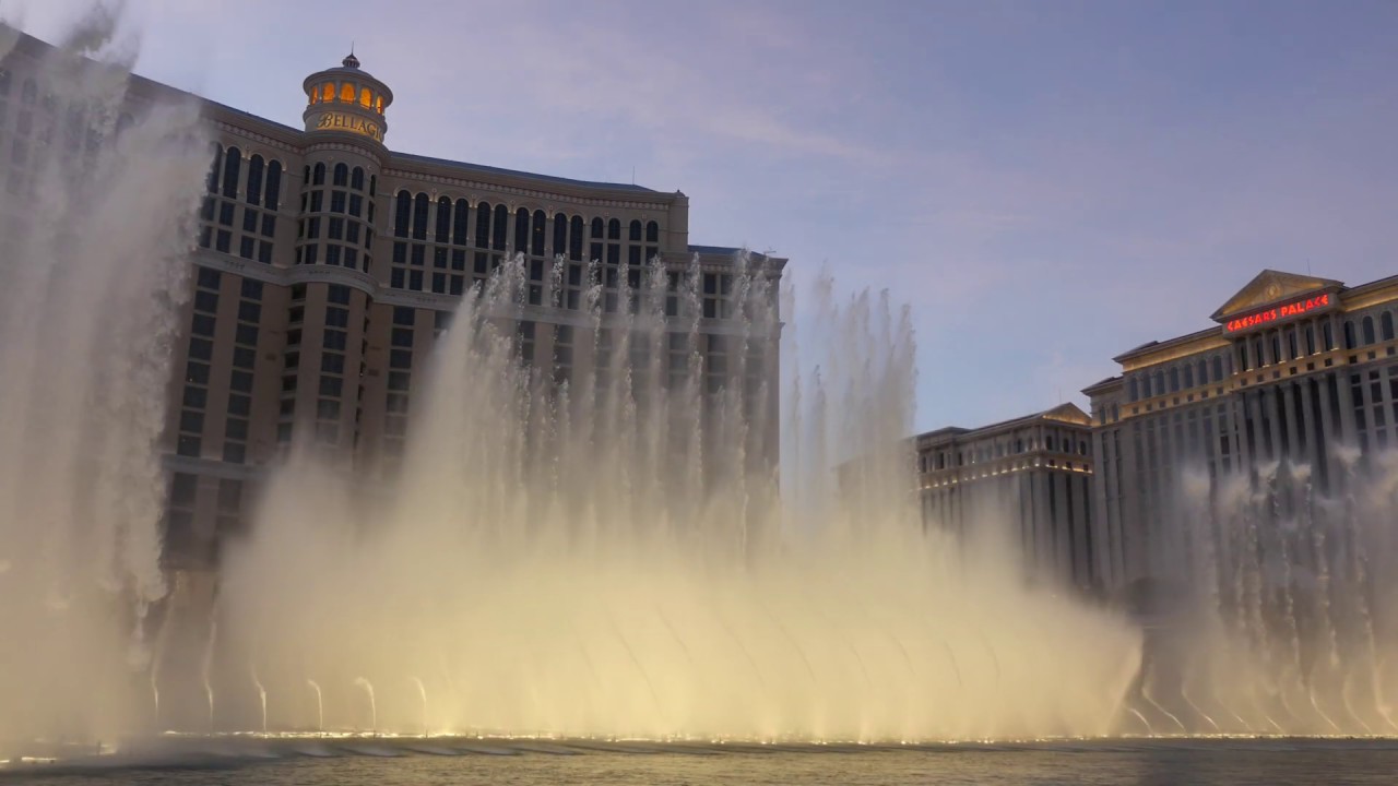 A Day at the Fountains of Bellagio (December 2017)