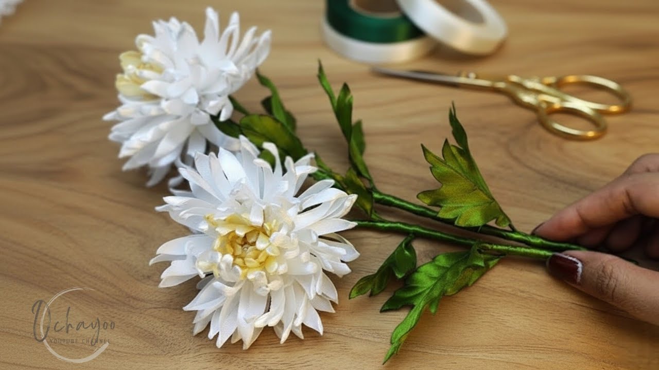 DIY ribbon flower/how to make Chrishanthemum with satin ribbon, easy