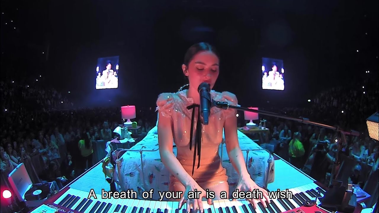 Gracie Abrams - Death Wish (Live From The O2 Arena)