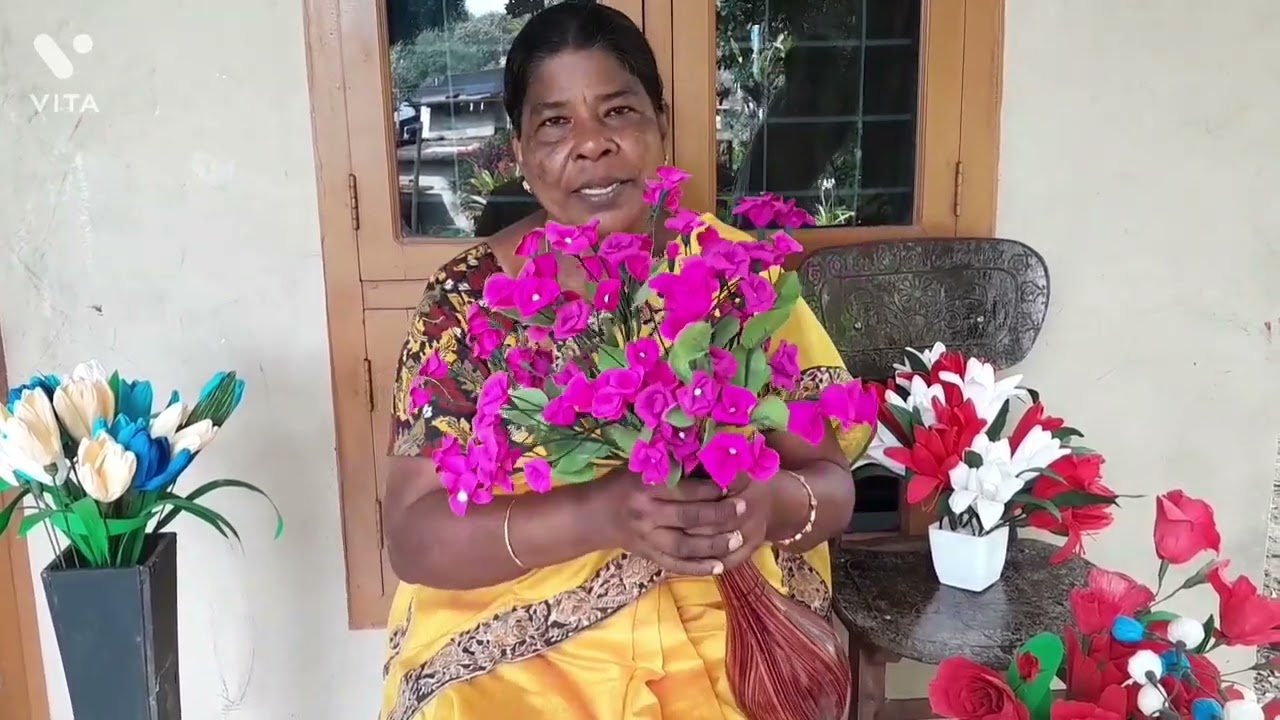 ഒരു ഫ്ലവർ കളക്ഷൻ കണ്ടു നോക്കിയാലോ.... 🌻🌺🌻