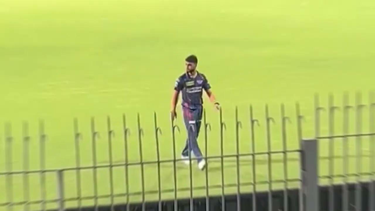 Chepauk crowd once again trolling naveen ul haq on boundary still he takes 4 wicket full real video