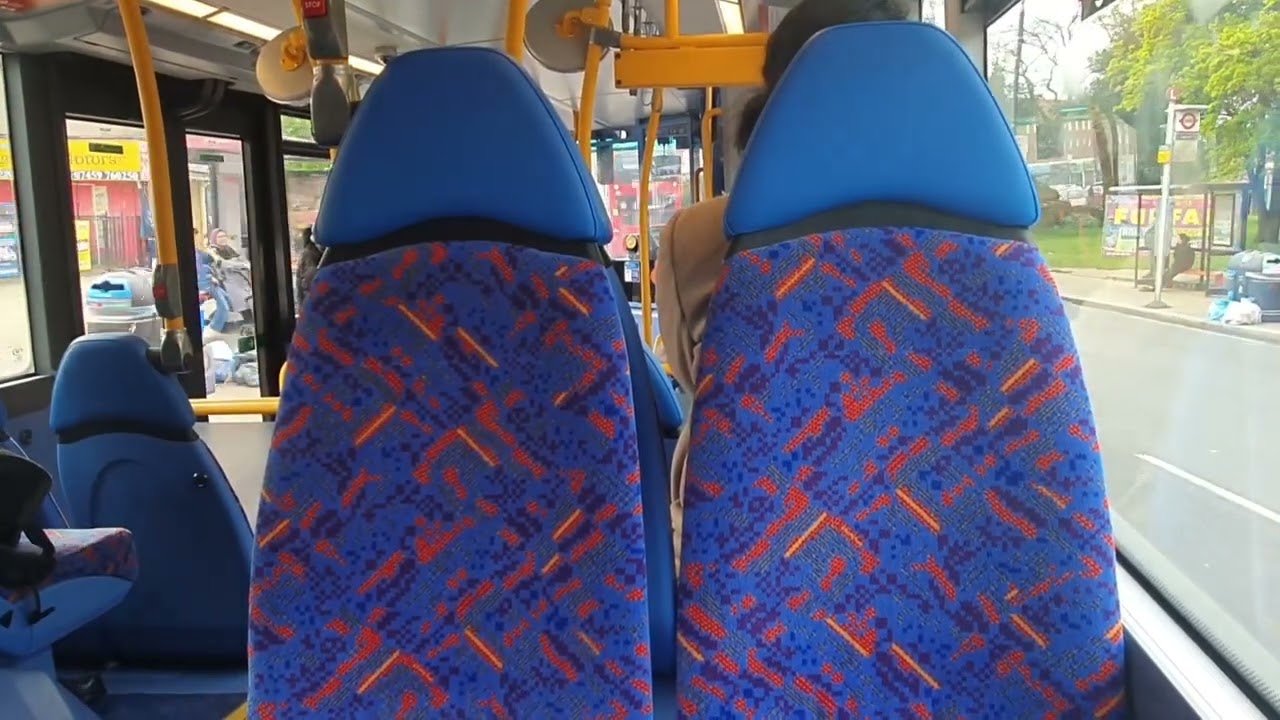 Route 204: Metroline London: WDE2786 (LV23DHP) Wright StreetDeck Electroliner