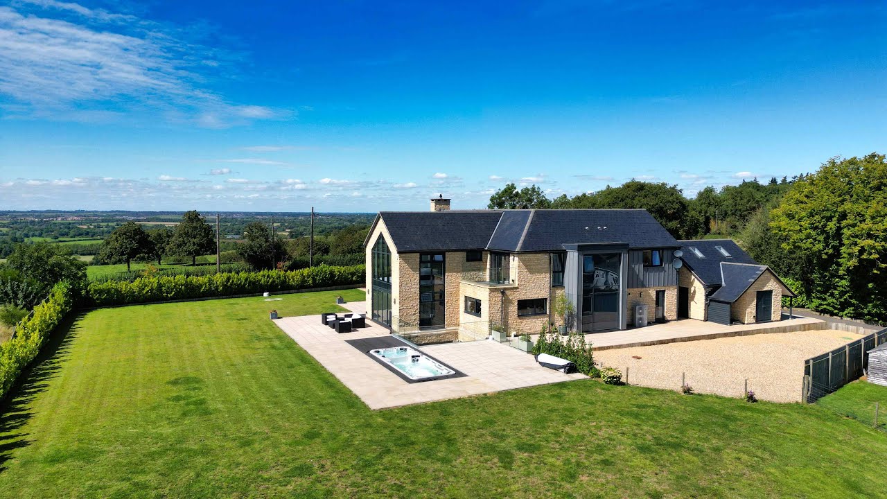 IS THIS THE BEST HOUSE IN MILTON KEYNES?