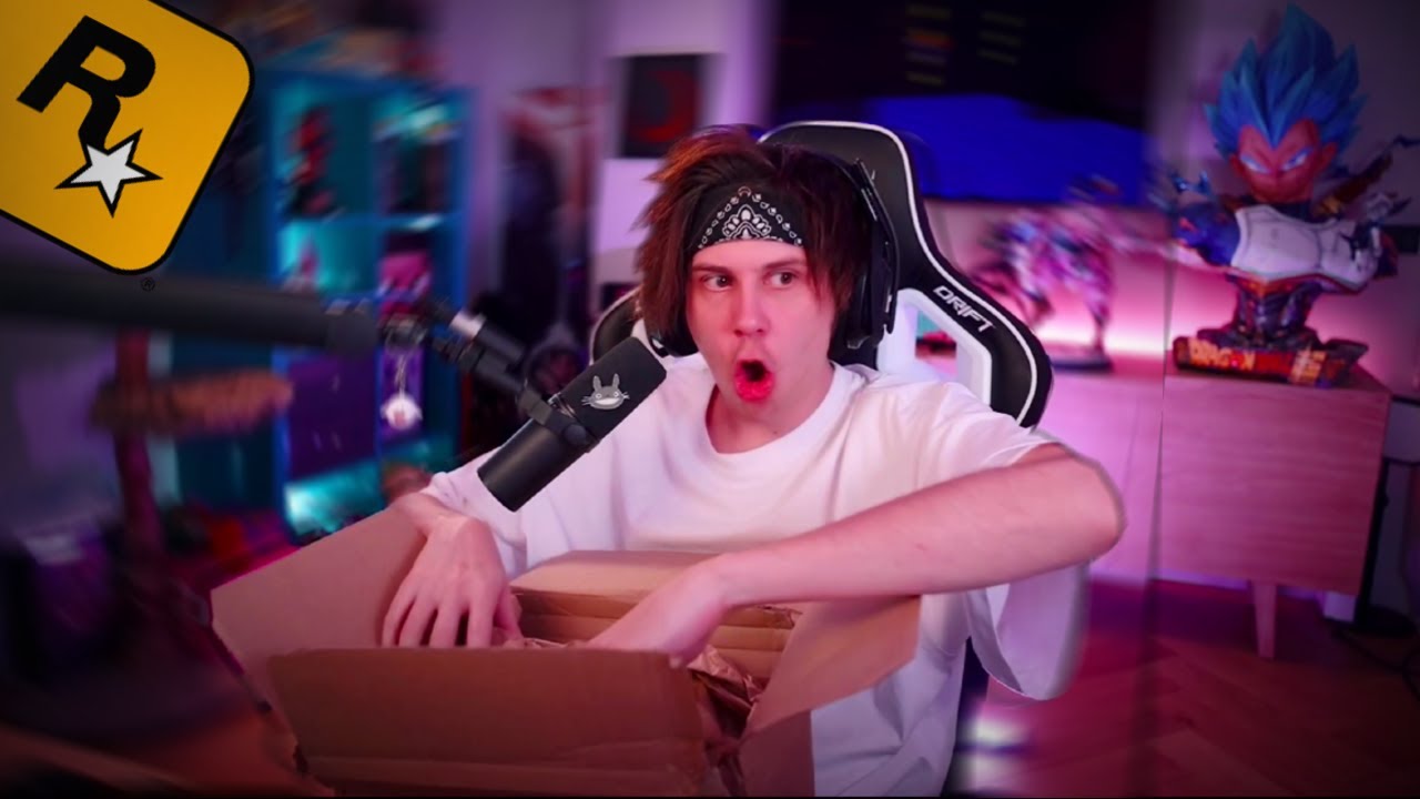 RUBIUS abre REGALO de la abu ROCKSTAR GAMES 😲😆😂