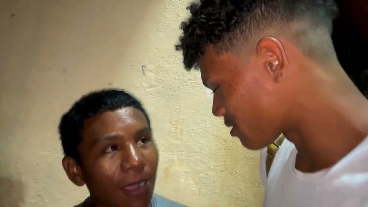 Amigos o Enemigos 2 (Capítulo 1)