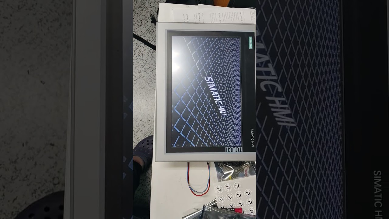 SIEMENS TP1200 system hang