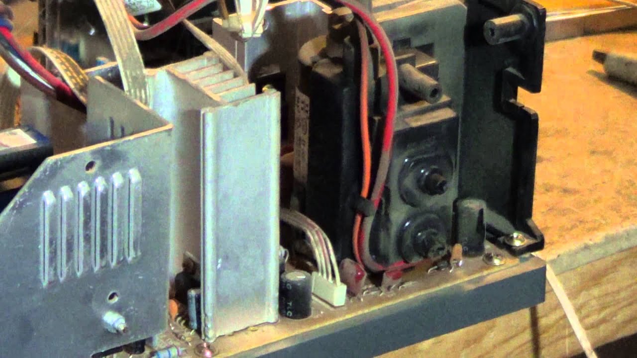 TV Mitsui MTV2901PF Fugas de Alto Voltaje