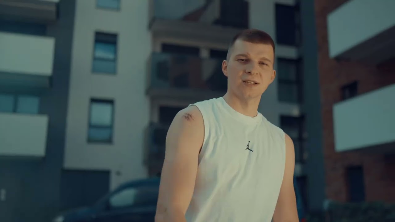 MŁODY JACA - TORUŃ NIE CHICAGO (PROD. S3) (4K STREET VIDEO)