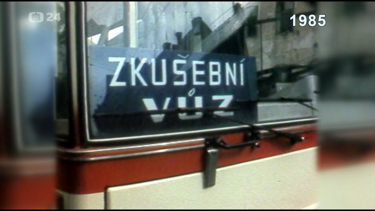 Nov&yacute; trolejbus &Scaron;koda 15 Tr (1985)