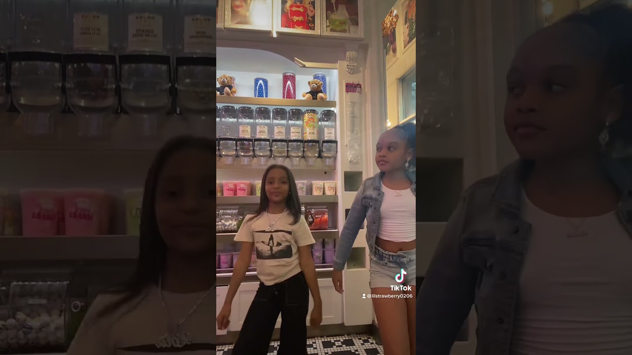 TURNIN UP at Sugar Factory with my sis @Kotacake1 ‼️‼️🔥🔥 #Dance #Short #Sugar #Trending #Viral