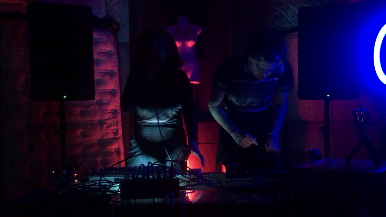 PLAGA LIVE SESSIONS II // BANANA PEEL