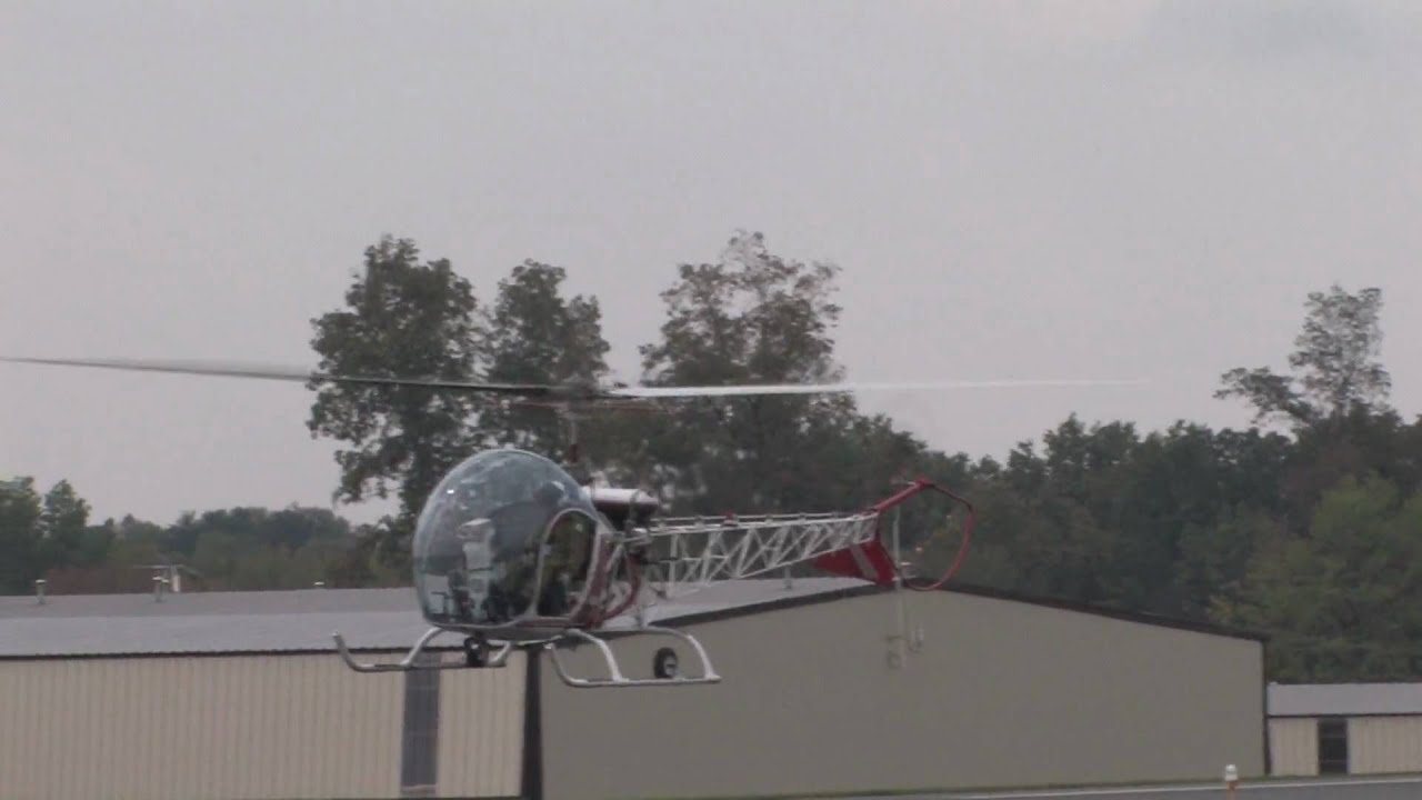 Rotorfest 2009 - Part 3 - Bell 47D Demo with Autorotation