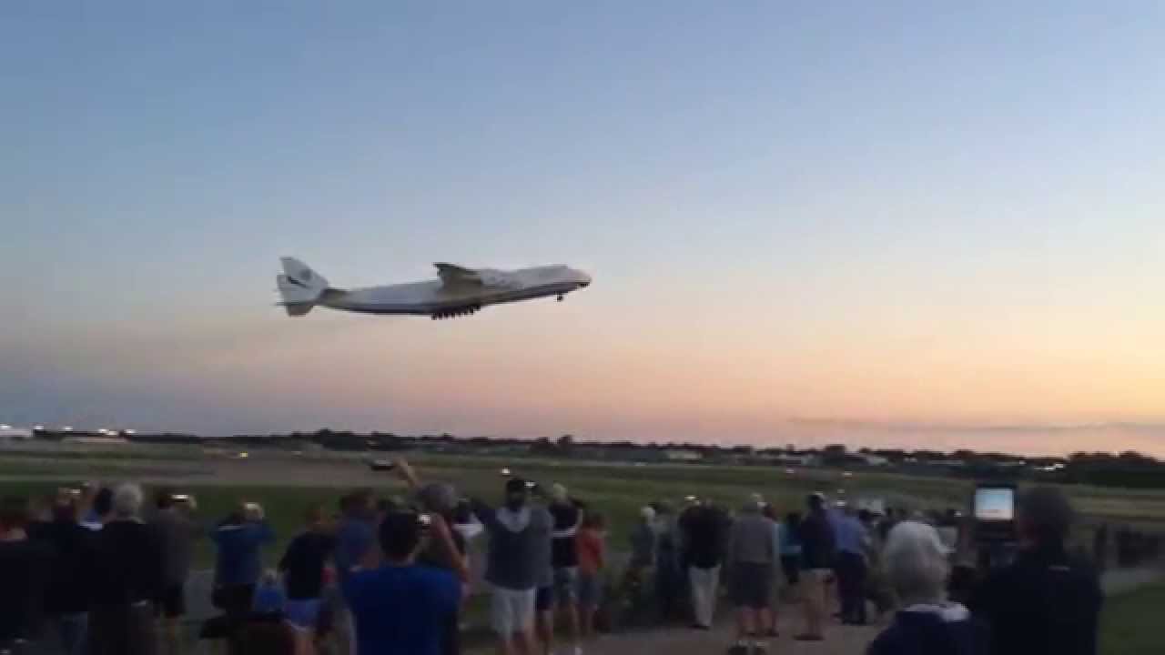 Antonov 225 take off from MSP International