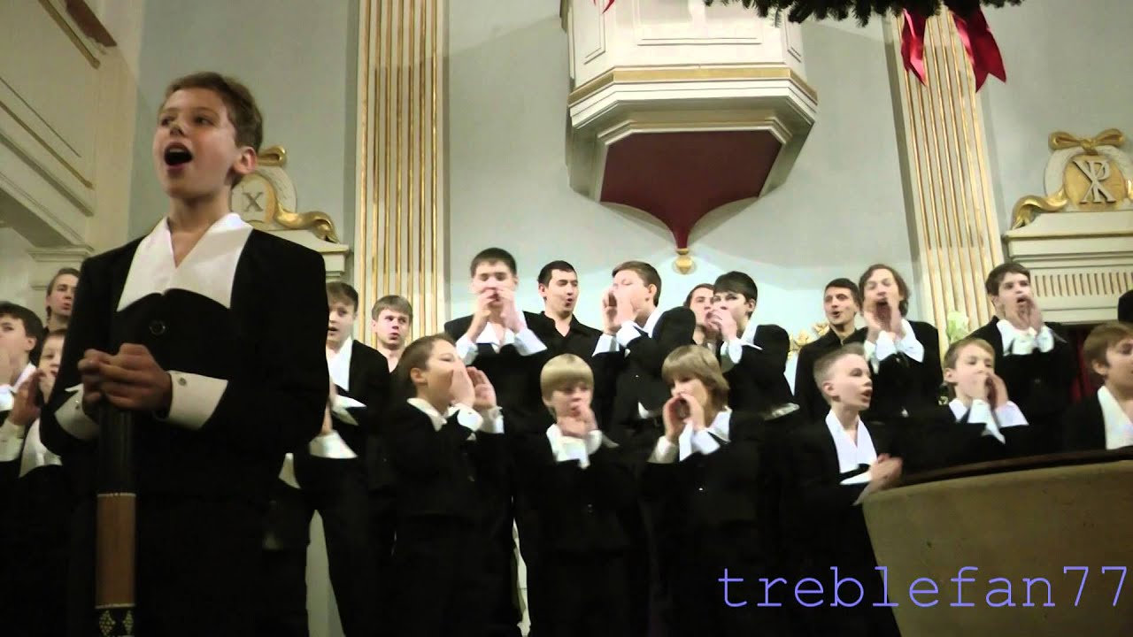 Boys´Choir St. Petersburg (Dec. 4, 2014) The Lion sleeps Tonight