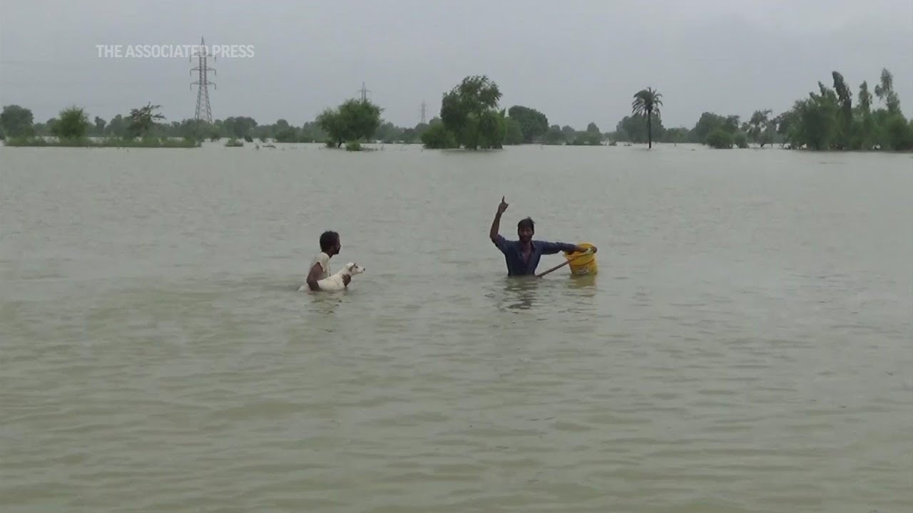 Flood-hit Punjab village in Pakistan evacuated