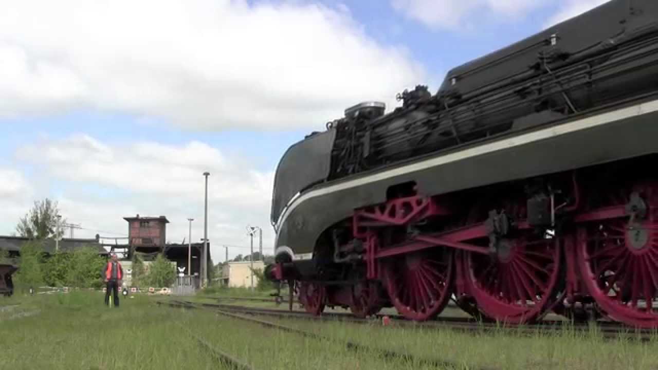 18 201 Überführungsfahrt von Lutherstadt Wittenberg über Schwerin nach Lübeck.