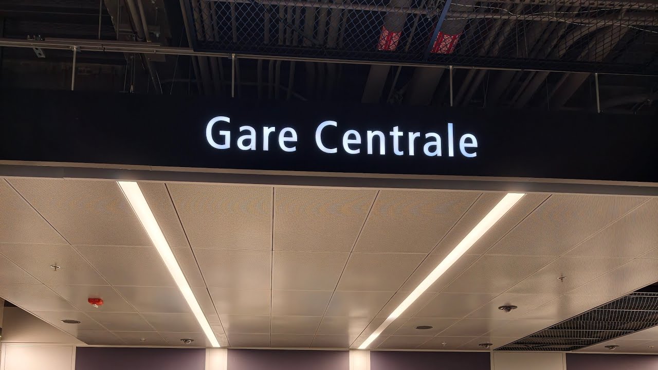 🚇🟢 Live REM ride from Central station to Saint-Dorothée!