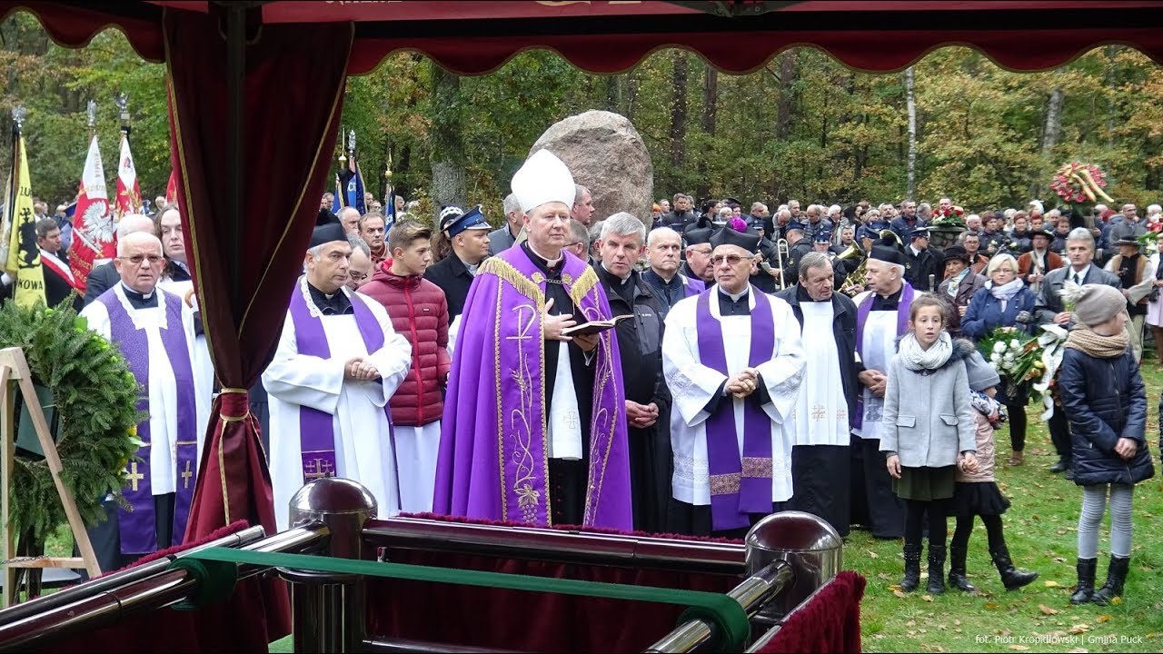 Gmina Krokowa - Białogóra: Pogrzeb wójta Henryka Doeringa | 24kaszuby.pl