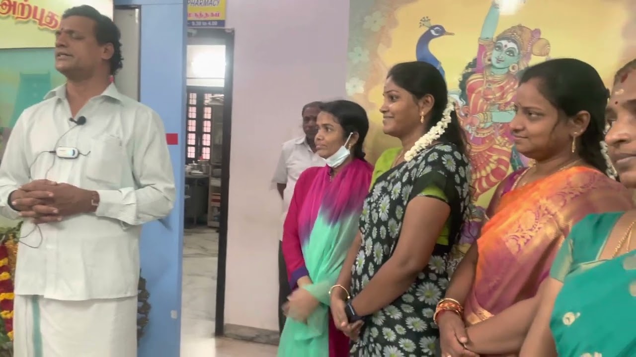 Odhuvar Sargurunathar in Dr Sridharan's clinic