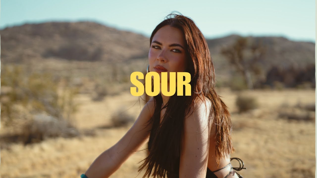 Kaeyra - Sour [Tekst]