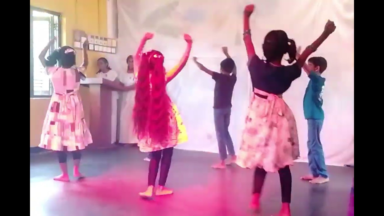 අතුරු මිතුරු දඹ දිවතුරු... 🇱🇰 සිඟිති නැටුම්! | Athuru Mithuru Song Dance ❤️