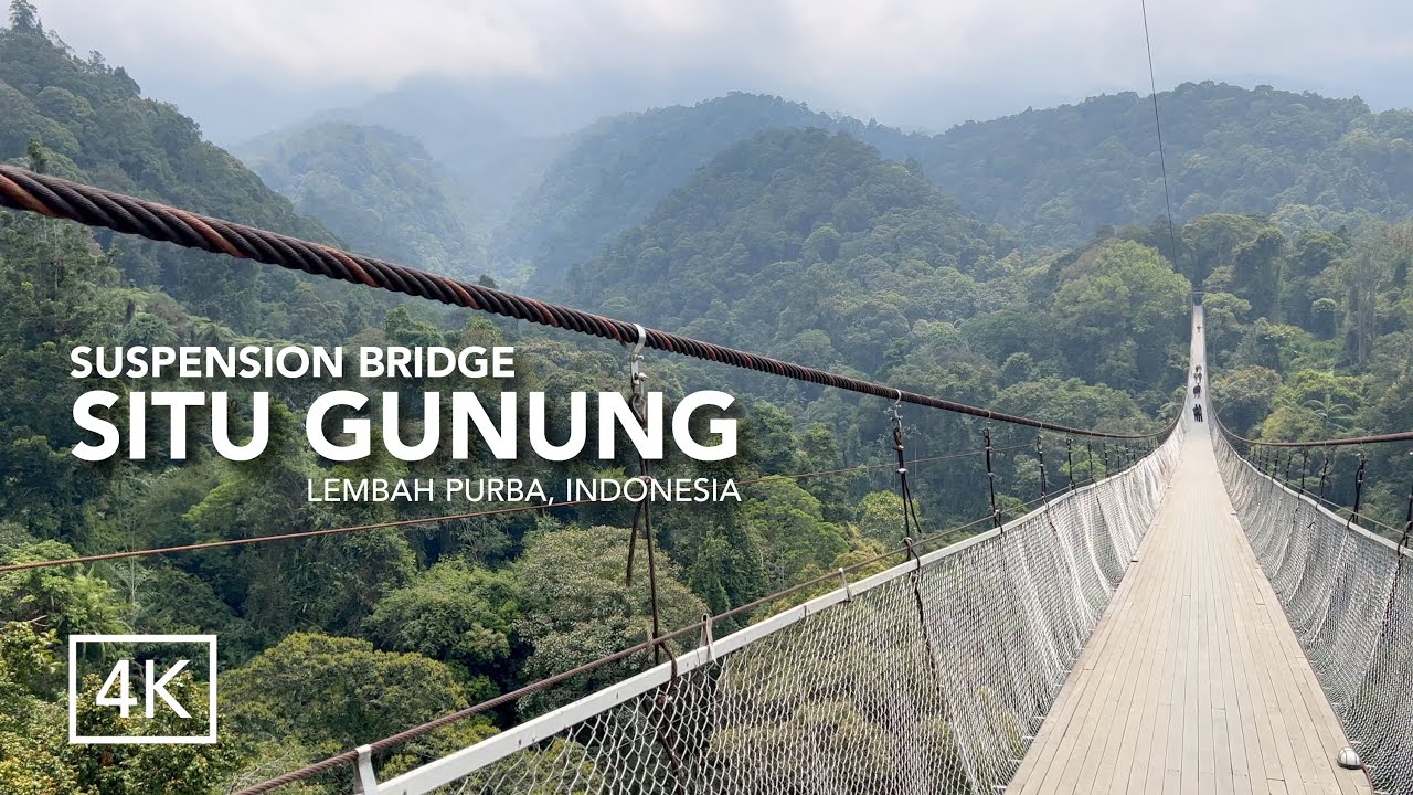 JALAN MELINTASI JEMBATAN GANTUNG SITU GUNUNG ▪︎ SUSPENSION BRIDGE ▪︎ SUKABUMI, INDONESIA
