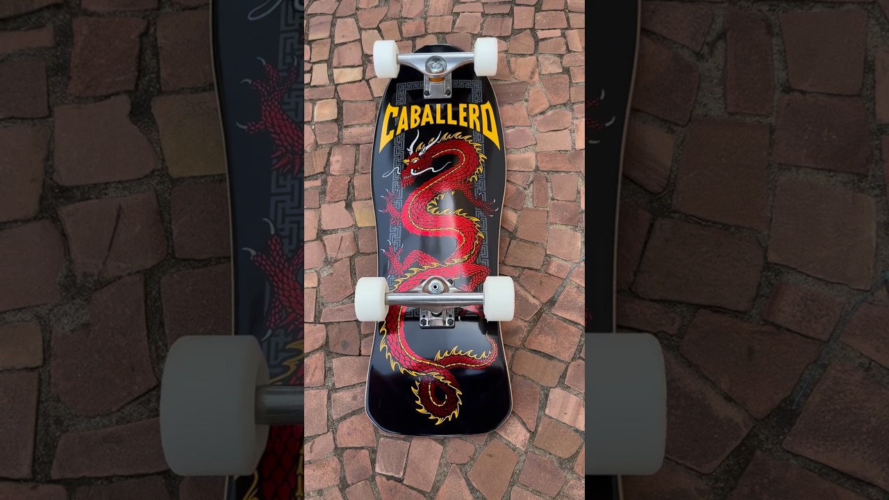 Processo de montagem de um skate Old School com shape Caballero