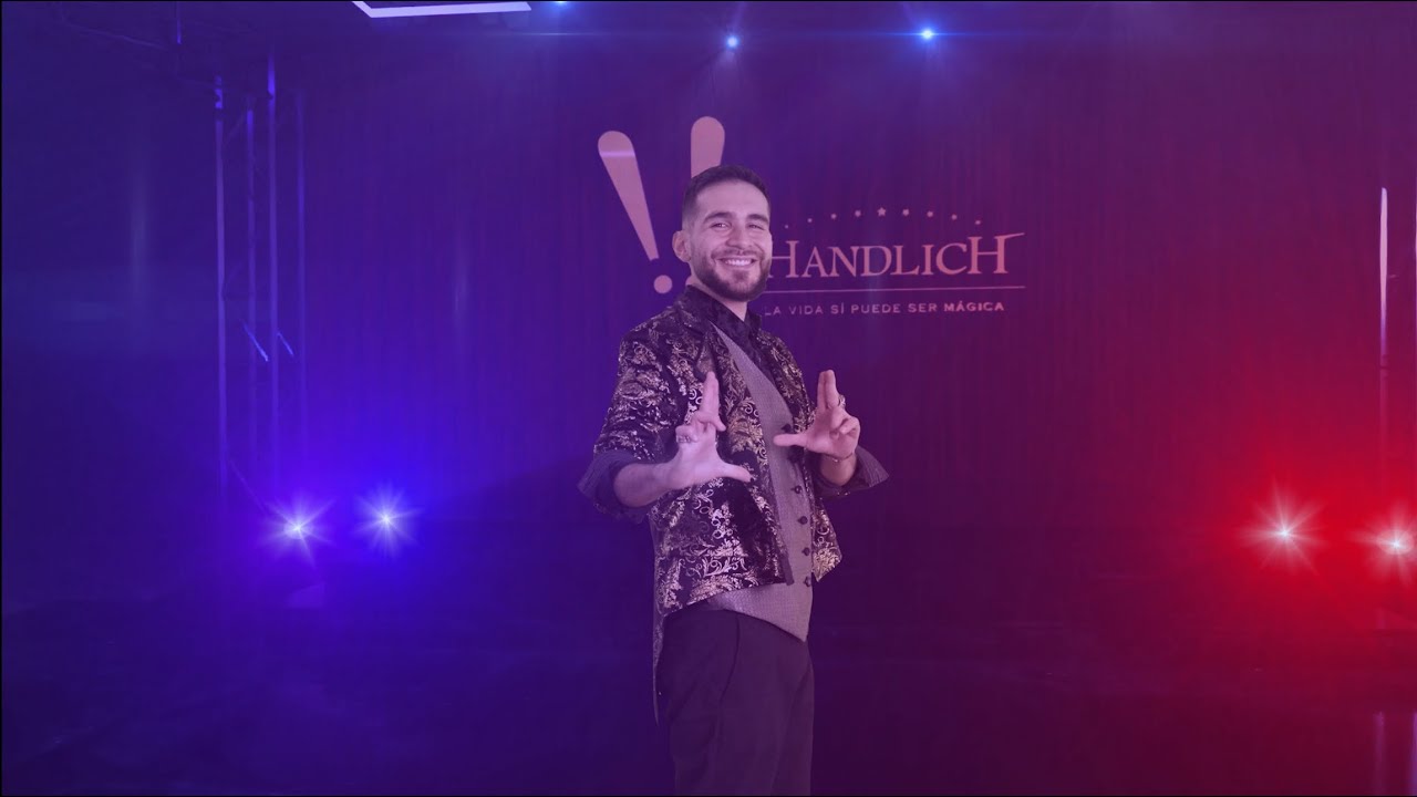 Handlich mejor mago colombiano Los ilusionistas activaci&oacute;n marcas eventos mejor show de magia Bogot&aacute;