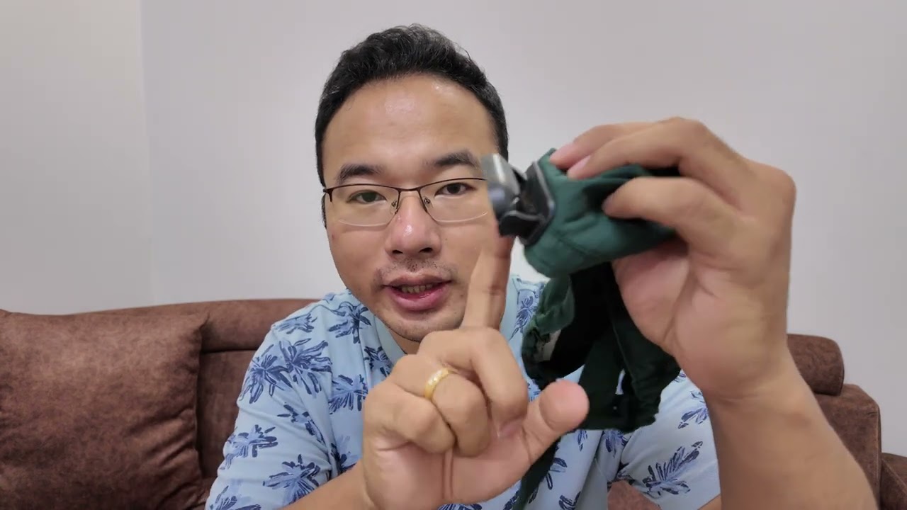 How to film a surgery - Small compact headmount camera