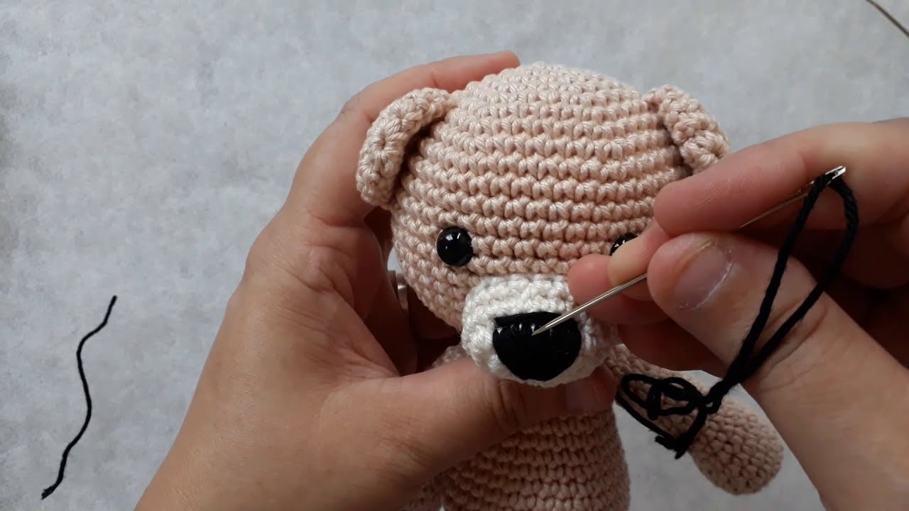 Bordado para Amigurumi: Como bordar o focinho e um urso