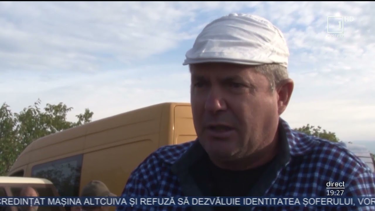 Locuitorii din satul Vasilcău raionul Soroca au blocat drumul de acces către localitate