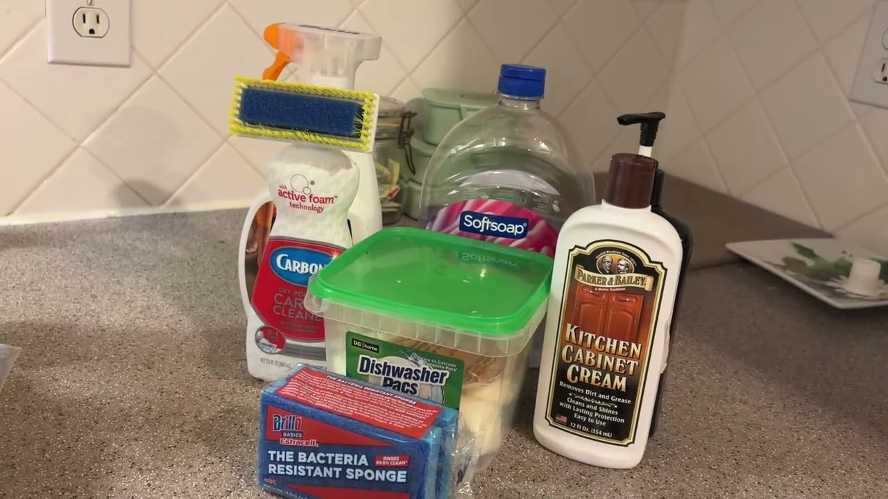 How to clean and optimize the space in cabinets under the sink