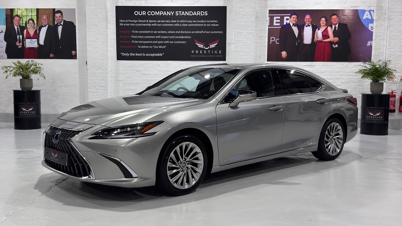 «Обзор Lexus ES 300h Takumi в формате 4K 2022 года — самый комфортабельный гибрид, который можно ...